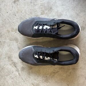 ON Cloud Runner men’s shoe